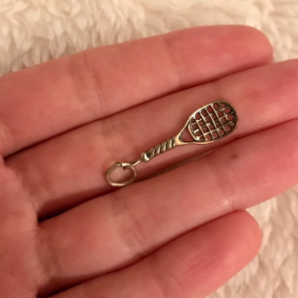 Silver tennis racket charm - Picture 1 of 1
